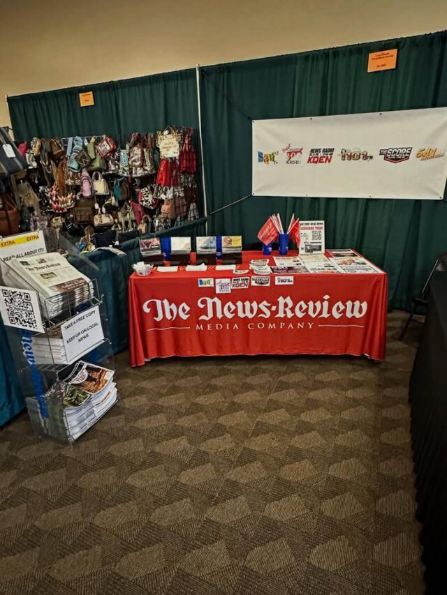 Catch Moon & Grubes out at the Sportsmen’s show today from 4-6PM. If you spot us feel free to say hi! Da’Roadie may even hook you up with something else to make your day even better!