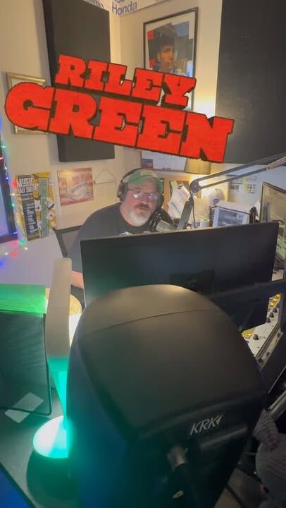 Congratulations to Ian who won 2 tickets to Riley Green!!! Thank you all who came out and entered at Ashley HomeStore and Glide Sasquatch Festival. More Riley Green tickets coming up next month as well as chances to win tickets to see Chris Stapleton, Jason Aldean, Cody Jinks and Luke Bryan!!!