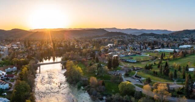 What's your favorite thing about living in Douglas County?

Sometimes it's easy to focus on what's wrong. Today, let's talk about what makes this place home.