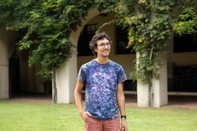 A Douglas County native who is an associate professor of astronomy at California Institute of Technology, or Caltech, recently received a large grant to continue his studies and work with black holes and stars.

Kareem El-Badry was named a MacArthur Fellow on Oct. 8, an award generally given to honor extraordinarily creative individuals with a track record of excellence in an academic field or area of practice.

“I was excited, surprised. They don’t really tell you with these that you’re even in the running,” El-Badry said. “I had heard the name MacArthur before, but I had no idea, like, any of the details or that they were considering me.

“It was totally out of the blue, but I was happy.”

The scholarship comes with $800,000 paid out in quarterly installments over five years for as a “no-strings attached” award in support of people, not projects, according to the MacArthur Foundation’s website.

https://www.nrtoday.com/news/education/following-the-stars-roseburg-native-astronomer-named-macaurthur-fellow/article_8780d413-ec88-4050-86fe-edc0947037c4.html