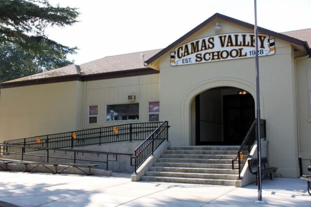 Camas Valley: Multiple Law enforcement responding. School area is Locked down. This is only for a verbal threat.

Police on scene, checking buildings and occupants of buildings

This is a developing story. Information is preliminary and may change as additional details are confirmed. Updates will be provided as they become available.