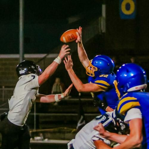 OAKLAND — The Oakland High School football team fell 20-14 to Lost River on Friday in Oakland in a nonleague game.

The Oakers end preseason 2-2. The team will host Bandon (1-3) on Friday to open Special District 4 play.

For More Information Please Visit www.nrtoday.com