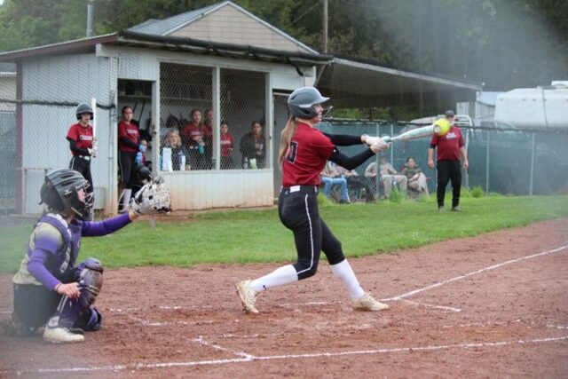 DRAIN — The North Douglas softball team earned its first Special District 5 win of the season Wednesday, defeating Oakridge 12-4 at Howard's Field.

North Douglas is 9-4 overall and 1-3 in SD5. No game statistics were provided.

The Warriors will host Knappa Friday in a nonleague twin bill.